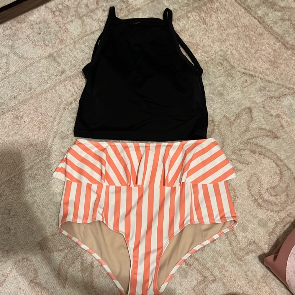 Medium kortni jeane swimsuit